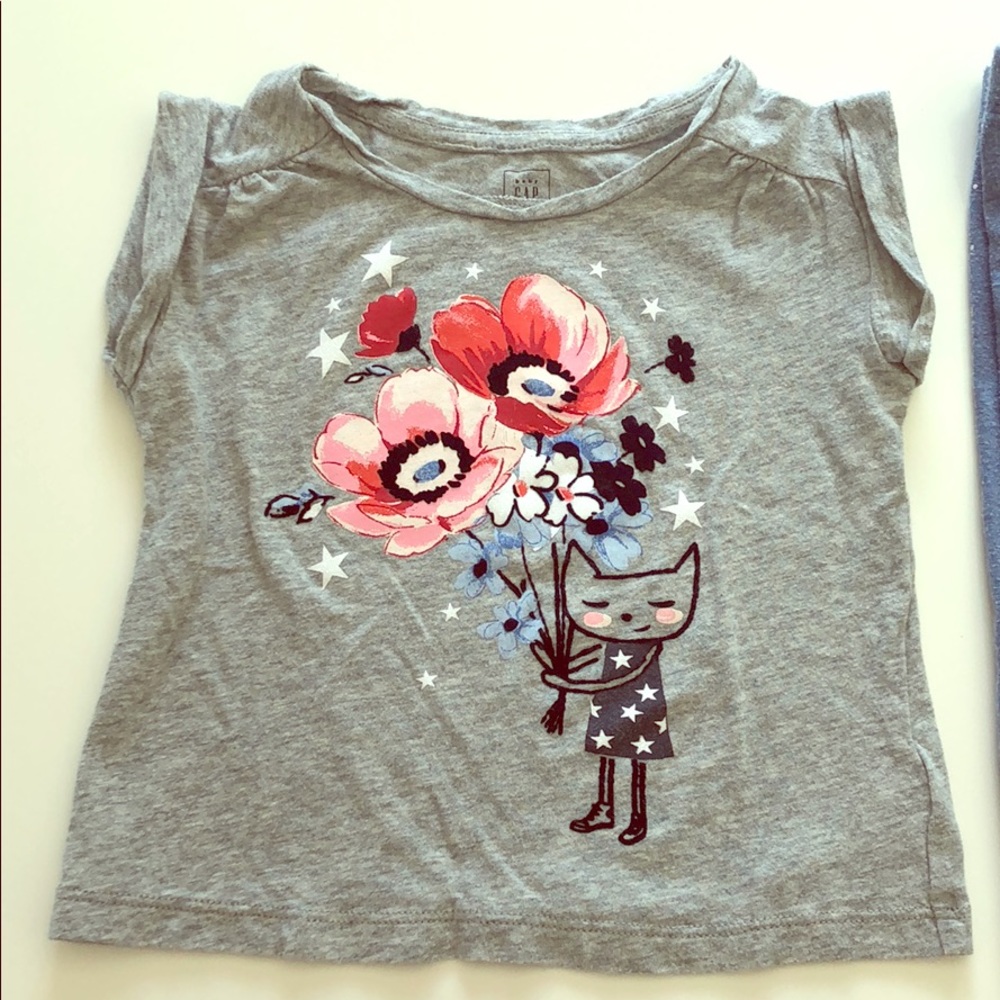 🌸😻 graphic T